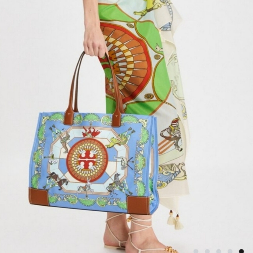 Tory Burch Ella Printed Tote Blue Carousel NWT - Picture 2 of 7